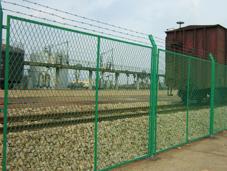 铁路隔离栅